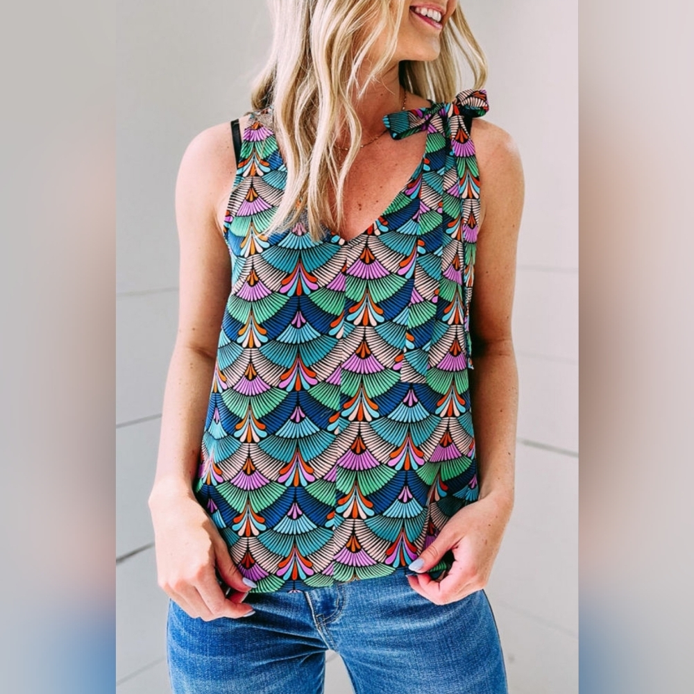Printed Knotted Shoulder Tank Top